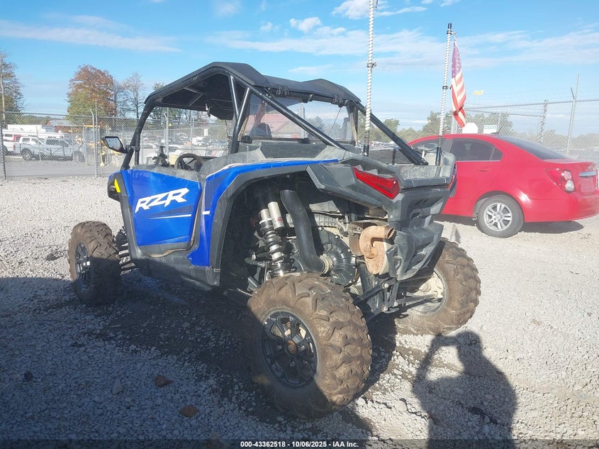 3NSNEE993SF114051 2025 POLARIS RZR photo no. 3