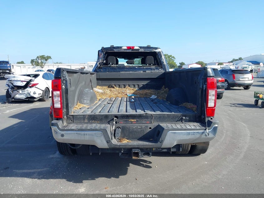 2022 Ford F-350 Lariat VIN: 1FT8W3DT3NEF78305 Lot: 43362529