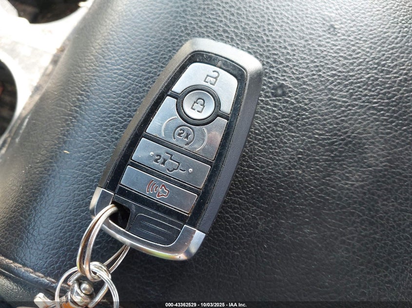 2022 Ford F-350 Lariat VIN: 1FT8W3DT3NEF78305 Lot: 43362529