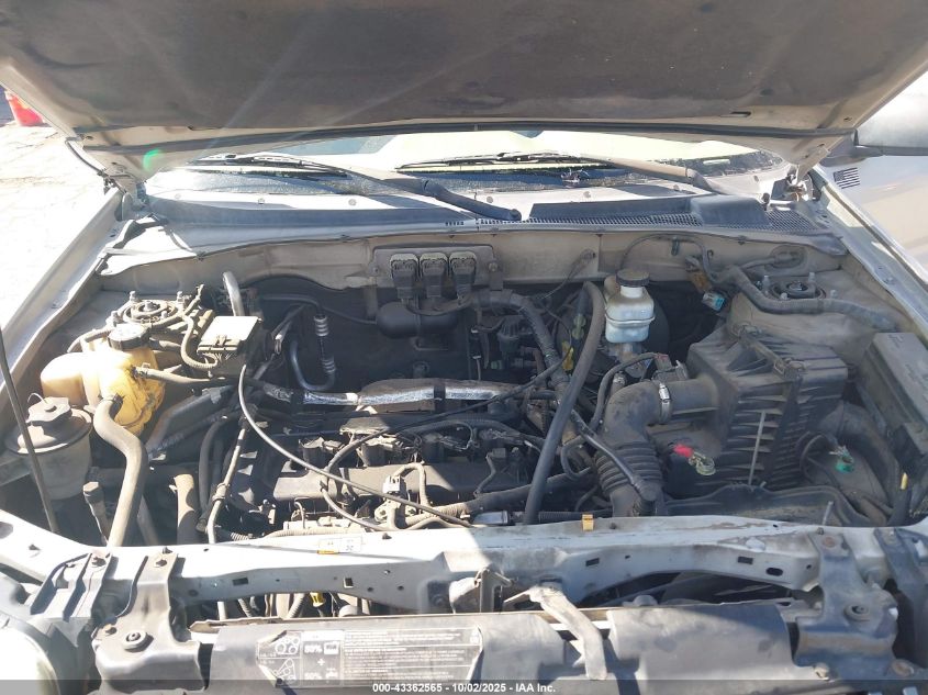 2005 Mercury Mariner Convenience VIN: 4M2YU56Z95DJ27575 Lot: 43362565