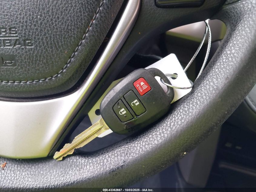 2018 Toyota Rav4 Le VIN: 2T3ZFREV2JW514136 Lot: 43362667