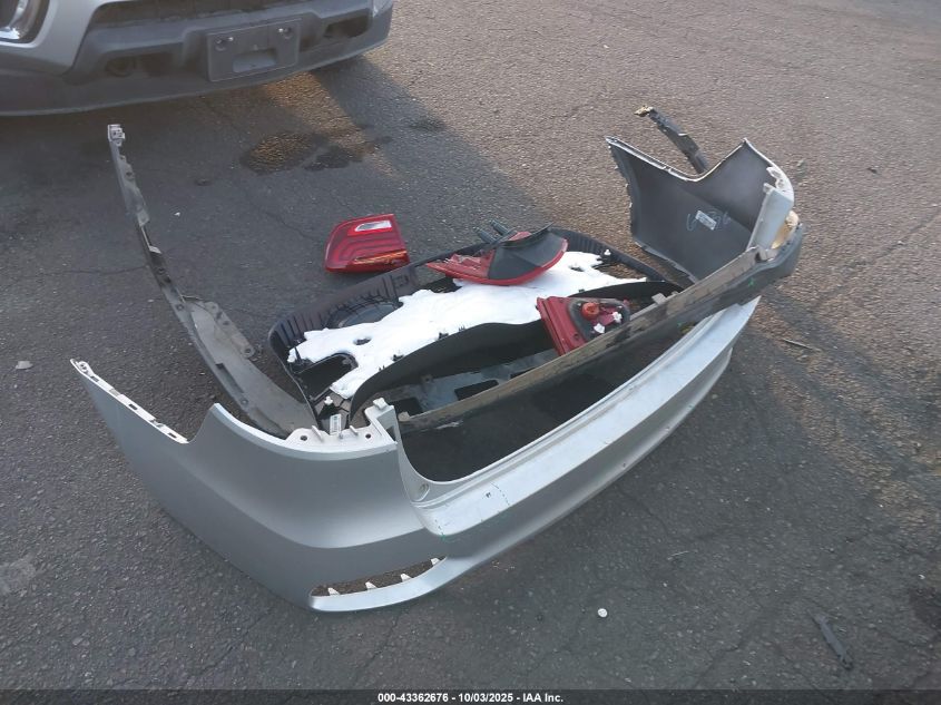 2019 Kia Sorento 2.4L Lx VIN: 5XYPG4A35KG517852 Lot: 43362676