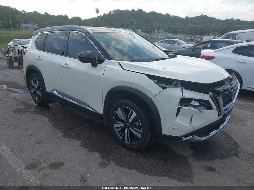 NISSAN ROGUE PLATINUM INTELLIGENT AWD