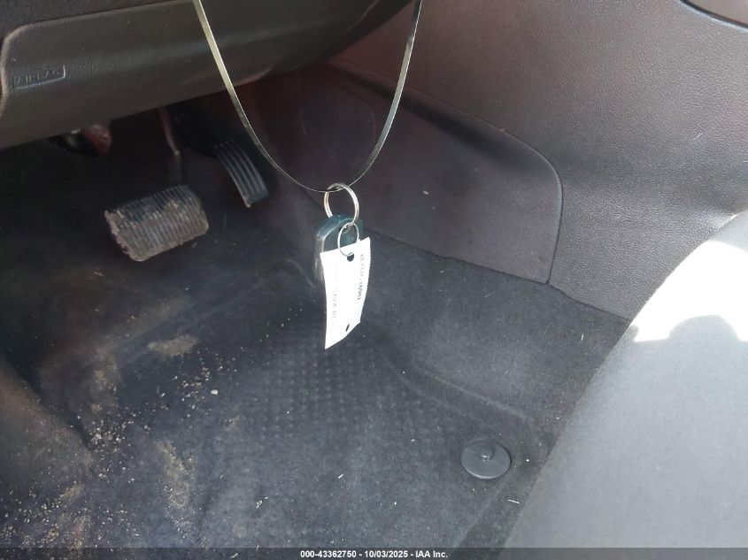 2015 Ford Focus Se VIN: 1FADP3K24FL338320 Lot: 43362750