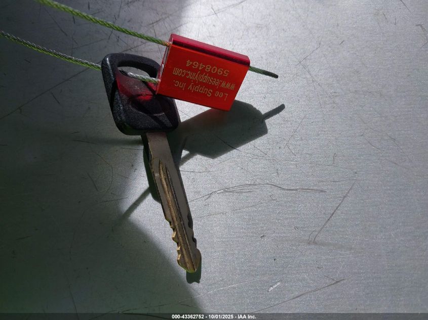 2001 Ford F-350 Lariat/Xl/Xlt VIN: 1FTSW31F61ED18060 Lot: 43362752