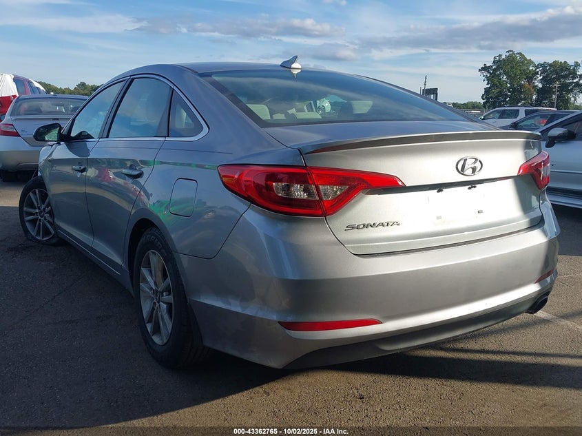2016 HYUNDAI SONATA SE - 5NPE24AF9GH287944