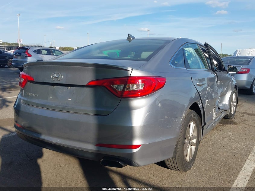 2016 HYUNDAI SONATA SE - 5NPE24AF9GH287944