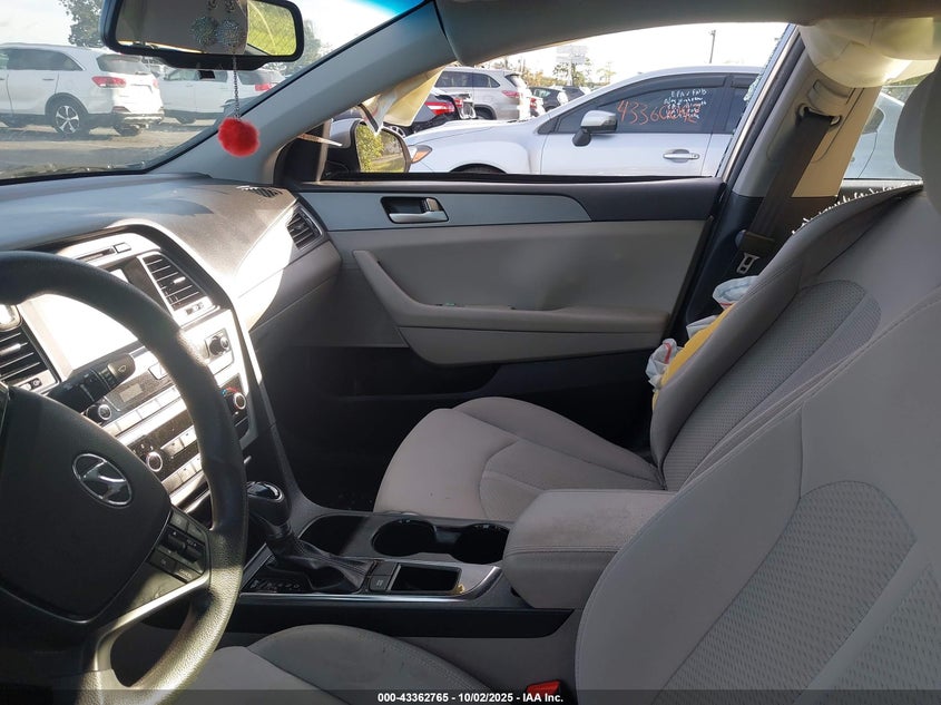 2016 HYUNDAI SONATA SE - 5NPE24AF9GH287944