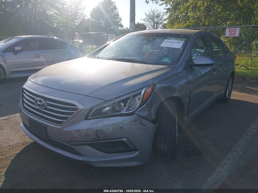 2016 HYUNDAI SONATA SE - 5NPE24AF9GH287944
