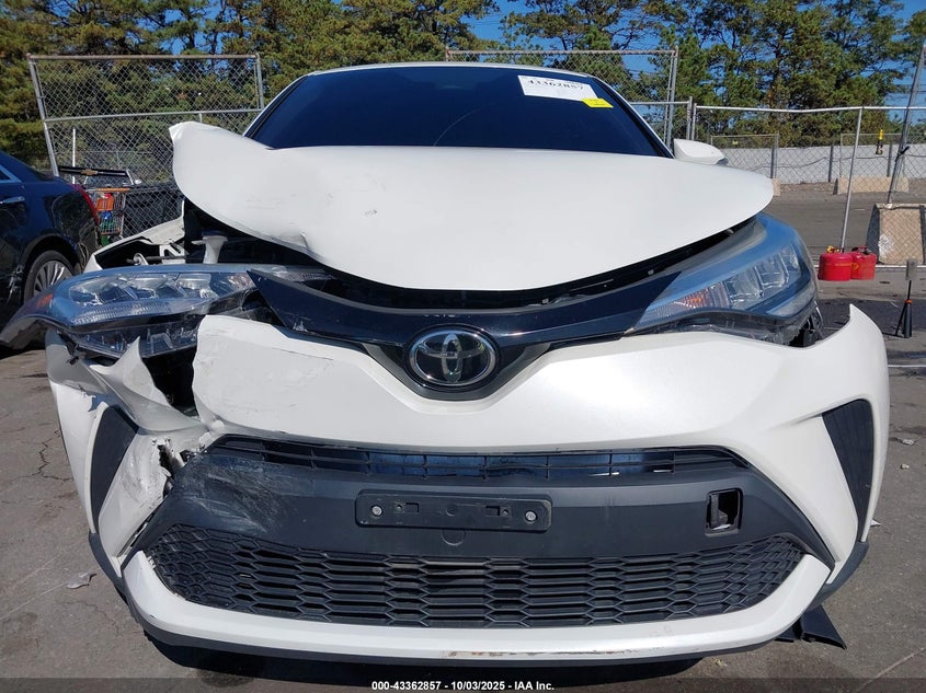 2021 TOYOTA C-HR LE NMTKHMBX6MR133432