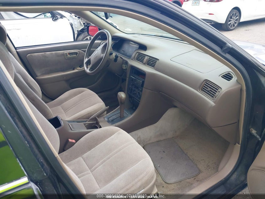 4T1BG28KXXU561908 1999 TOYOTA CAMRY photo no. 5