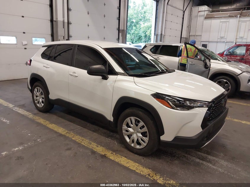 TOYOTA COROLLA CROSS L