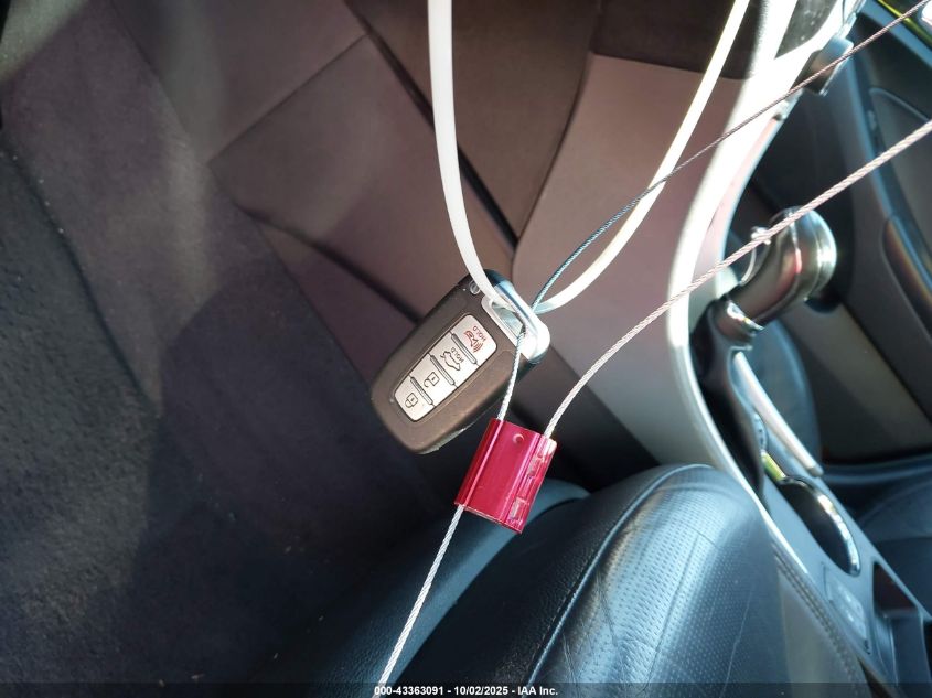 2013 Hyundai Sonata Limited 2.0T VIN: 5NPEC4AB0DH562672 Lot: 43363091