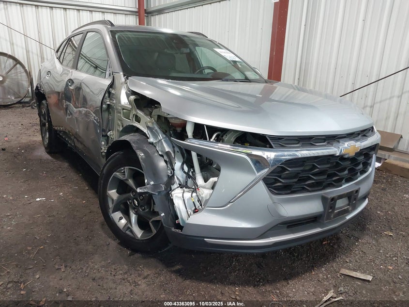 CHEVROLET TRAX FWD LT