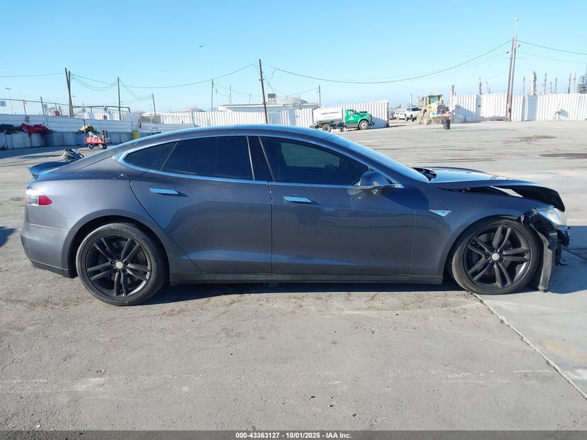 2016 Tesla Model S 60D/70D/75D/85D/90D VIN: 5YJSA1E26GF129409 Lot: 43363127