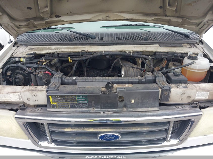 2003 Ford E-350 Cutaway Standard VIN: 1FDWE35L83HB28701 Lot: 43363132