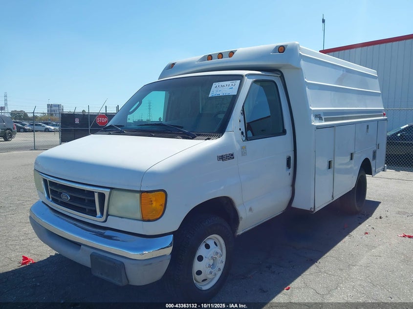 2003 Ford E-350 Cutaway Standard VIN: 1FDWE35L83HB28701 Lot: 43363132