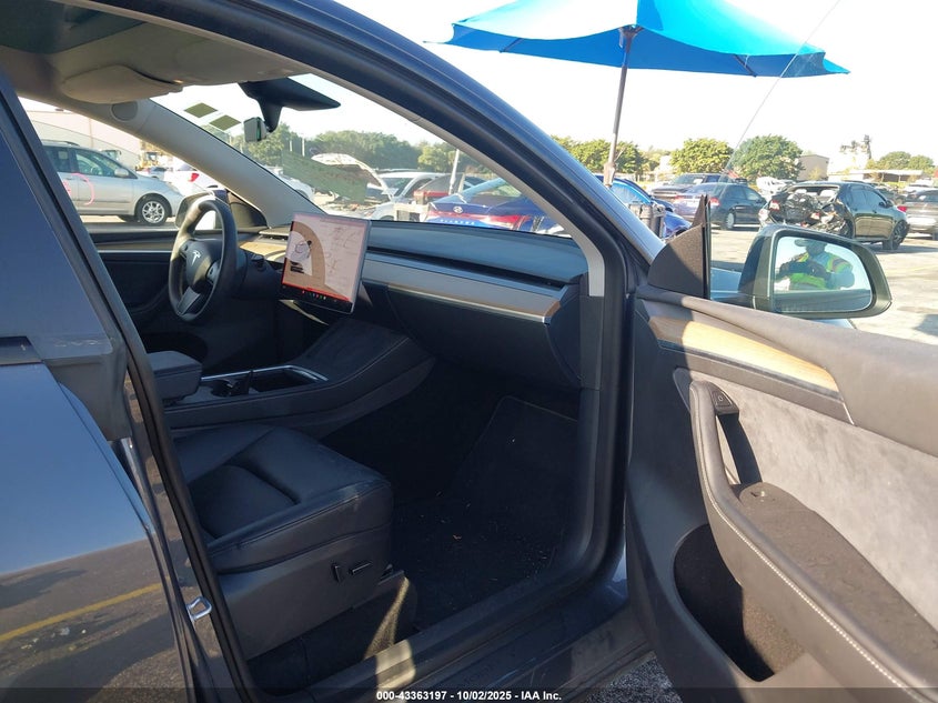 2023 TESLA MODEL Y AWD/LONG RANGE DUAL MOTOR ALL-WHEEL DRIVE 7SAYGDEE2PA090497