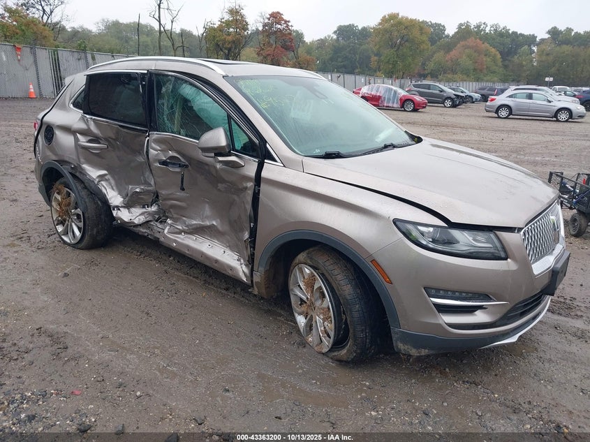 LINCOLN MKC SELECT