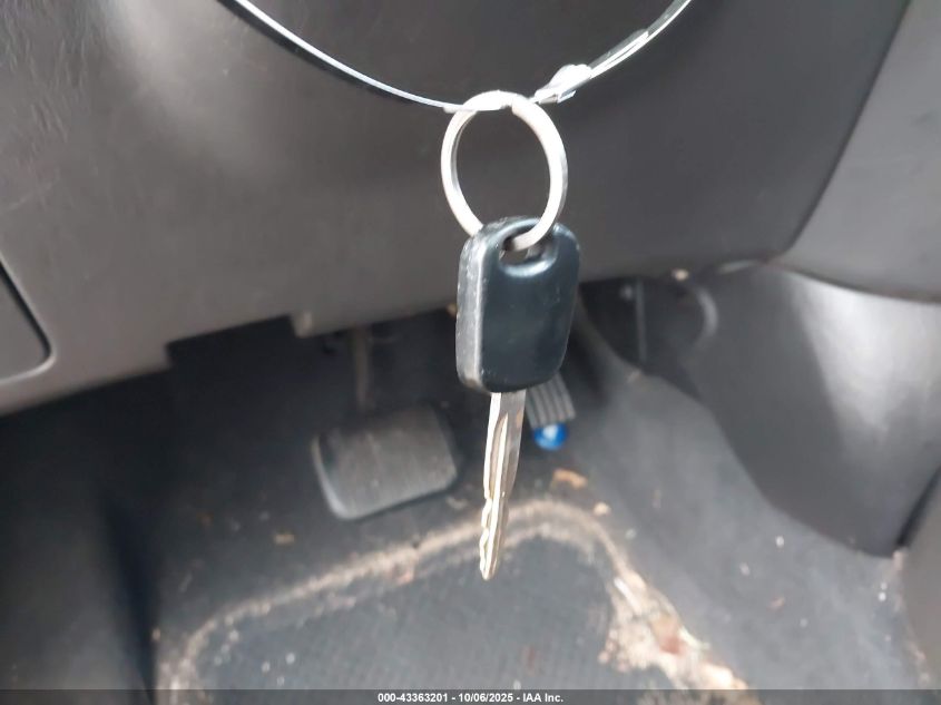 2001 Ford Focus Zx3 VIN: 3FAFP31391R226626 Lot: 43363201