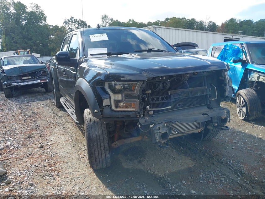 FORD F-150 RAPTOR