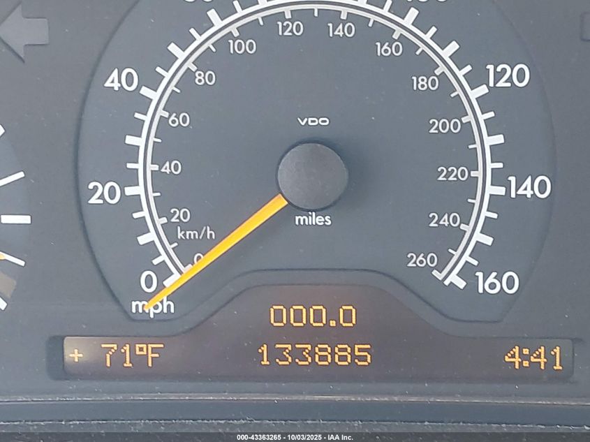 1998 Mercedes-Benz E 320 VIN: WDBJF65F6WA676179 Lot: 43363265