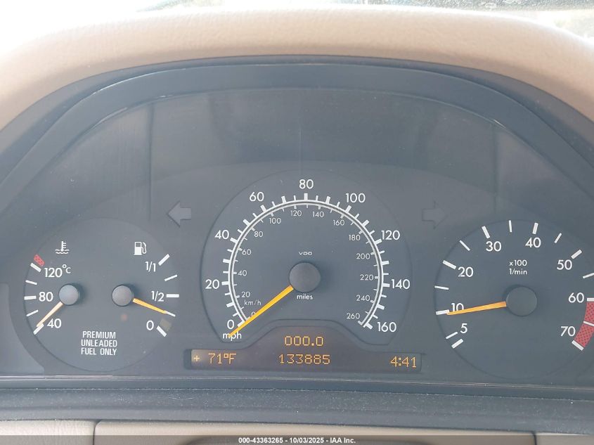 1998 Mercedes-Benz E 320 VIN: WDBJF65F6WA676179 Lot: 43363265