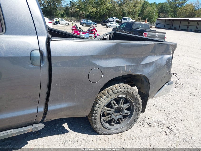 2015 TOYOTA TUNDRA SR5 5.7L V8 - 5TFUW5F17FX479045