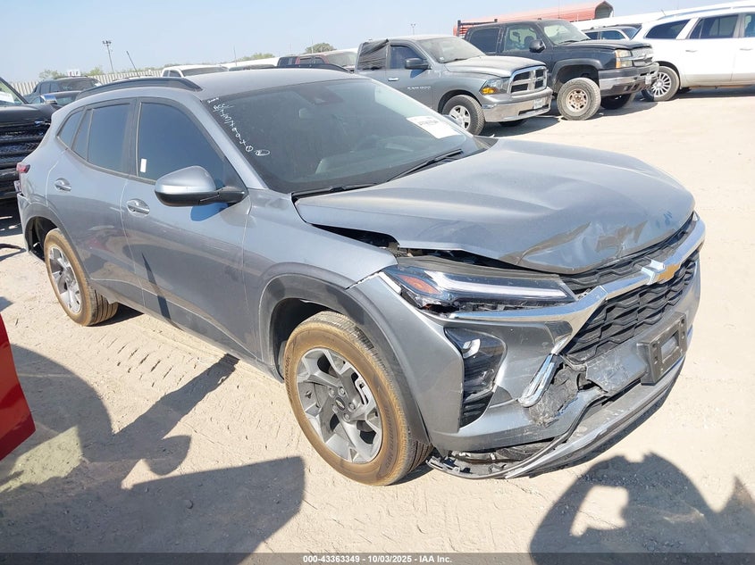 CHEVROLET TRAX FWD LT