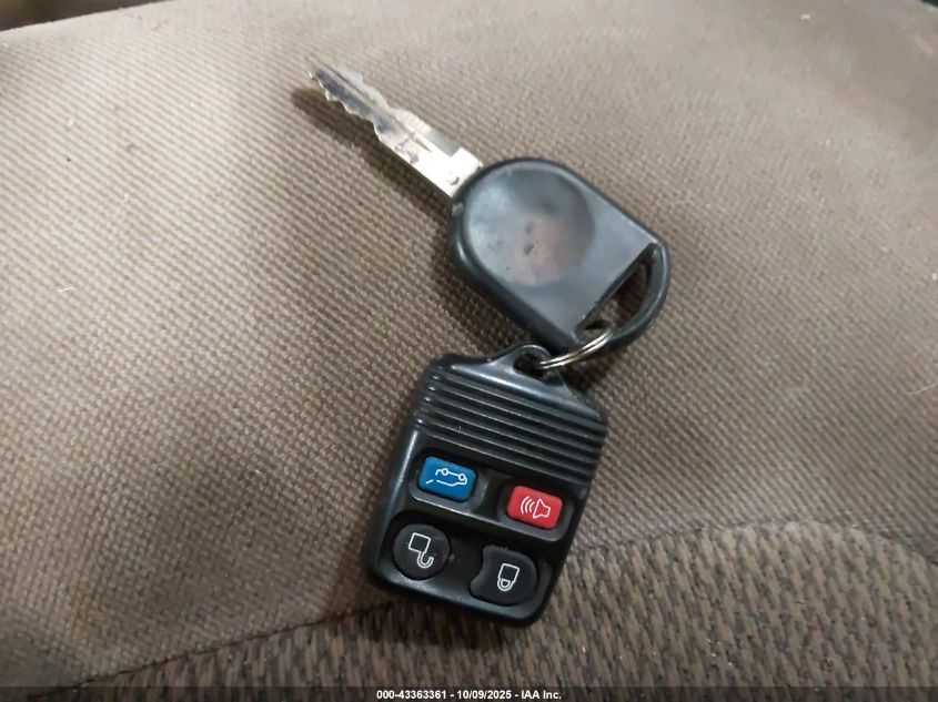 2005 Ford Explorer Xlt/Xlt Sport VIN: 1FMZU73E15ZA36600 Lot: 43363361