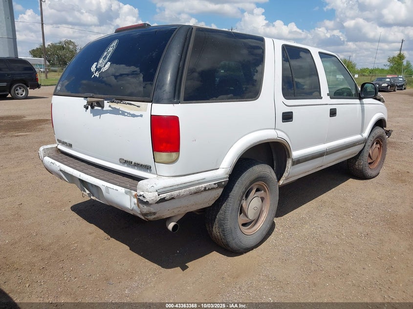 1GNDT13W2S2140922 1995 CHEVROLET BLAZER photo no. 4