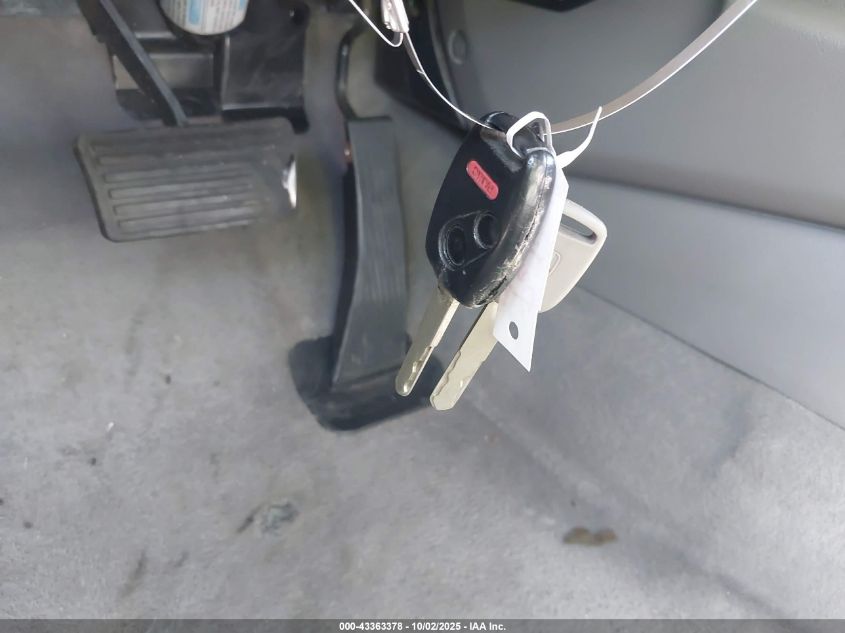 2009 Honda Civic Lx VIN: 1HGFA165X9L000696 Lot: 43363378