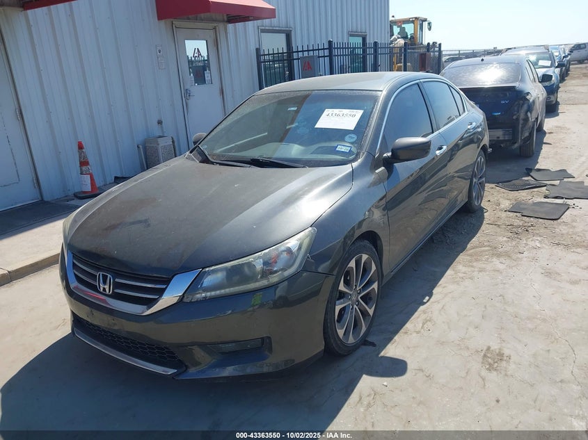 1HGCR2F5XDA226310 2013 HONDA ACCORD photo no. 2