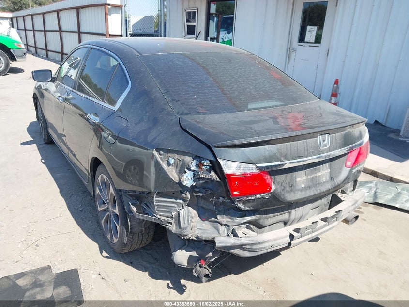 1HGCR2F5XDA226310 2013 HONDA ACCORD photo no. 3