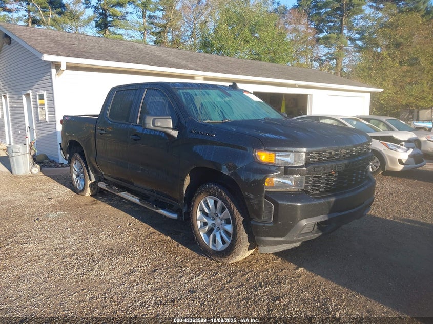 CHEVROLET SILVERADO 1500 4WD SHORT BED CUSTOM