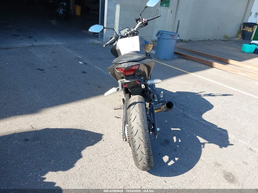 2020 Yamaha Mt-03 VIN: MH3RH20Y4LK001244 Lot: 43363659