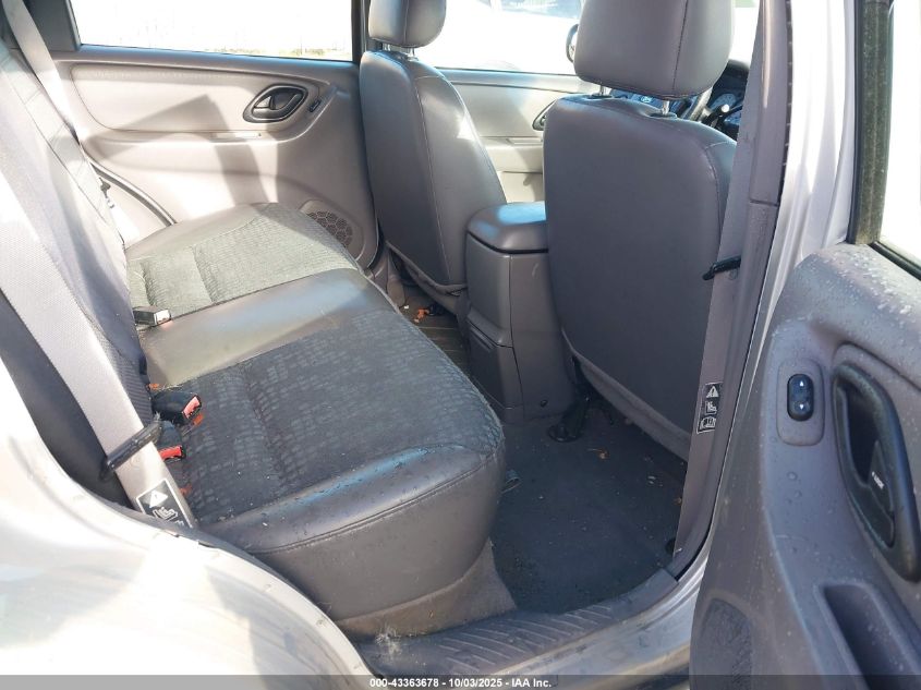 2002 Ford Escape Xls VIN: 1FMYU02102KC83371 Lot: 43363678