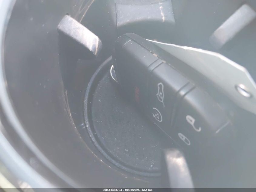 2019 Jeep Grand Cherokee Limited 4X4 VIN: 1C4RJFBG1KC577915 Lot: 43363704