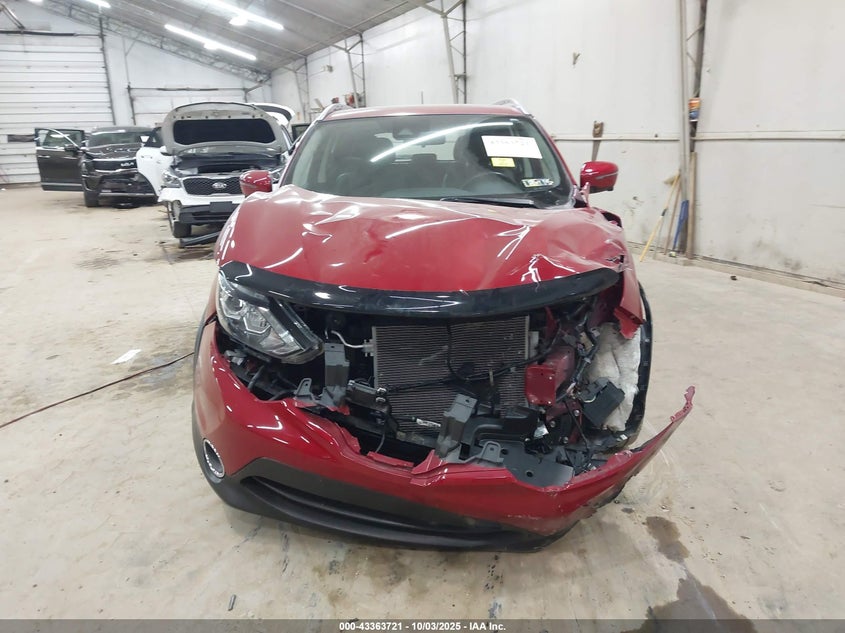 2018 NISSAN ROGUE SPORT SL - JN1BJ1CP1JW100405