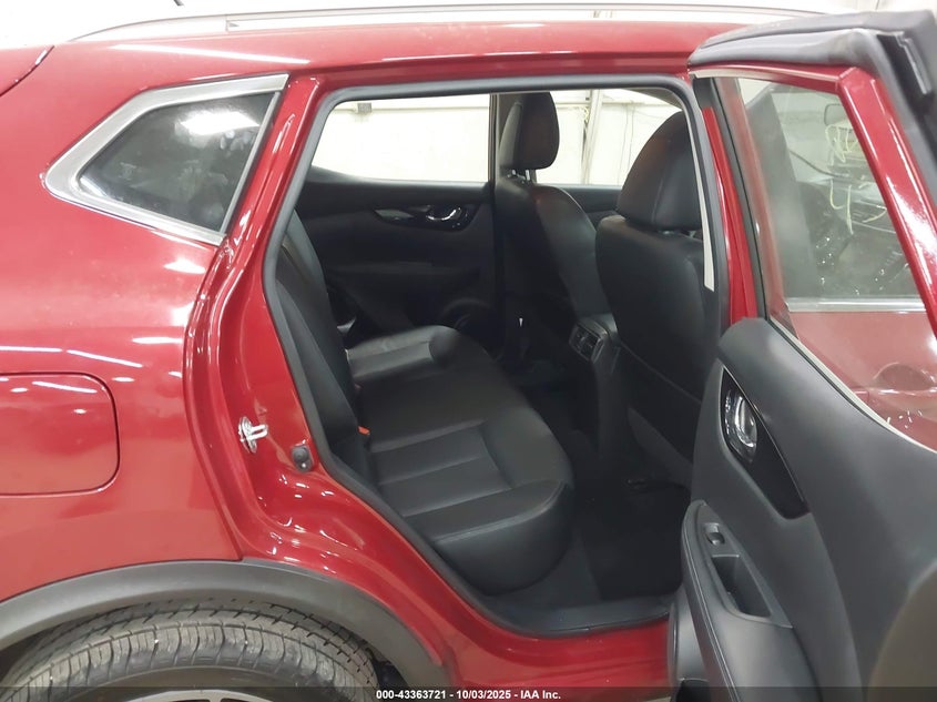 2018 NISSAN ROGUE SPORT SL - JN1BJ1CP1JW100405