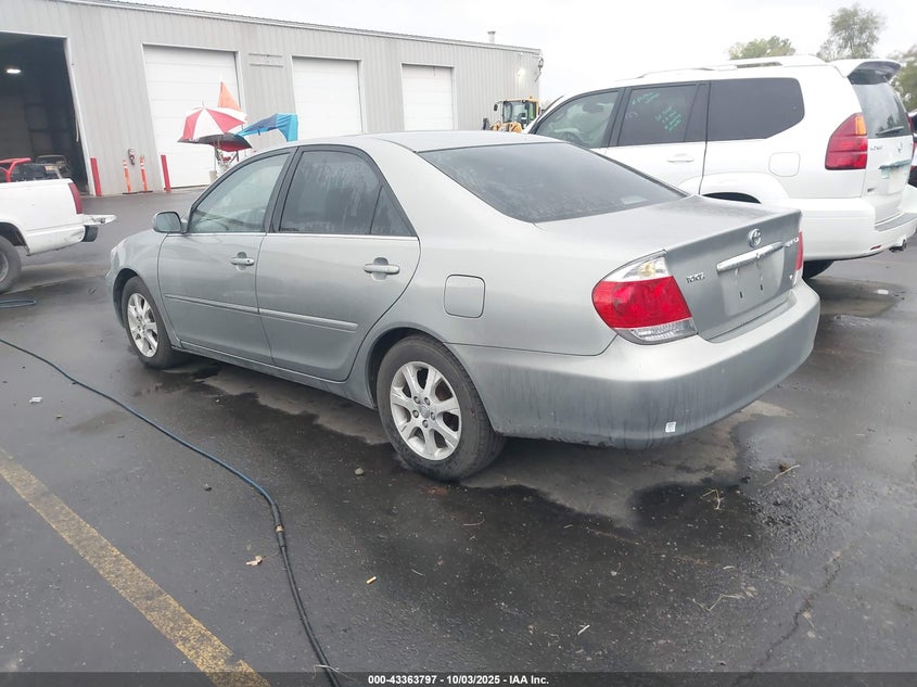 4T1BF30K85U600190 2005 TOYOTA CAMRY photo no. 3