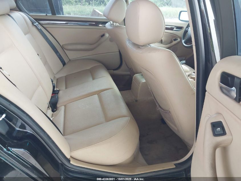 2005 BMW 325I VIN: WBAET374X5NJ89240 Lot: 43363801