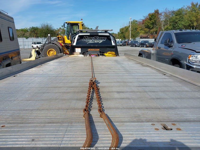 2022 Ram 5500 Chassis Tradesman/Slt VIN: 3C7WRMDLXNG380451 Lot: 43363932