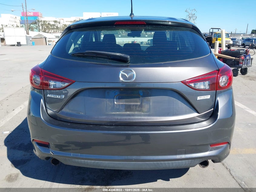 2018 MAZDA MAZDA3 SPORT - 3MZBN1K75JM171686