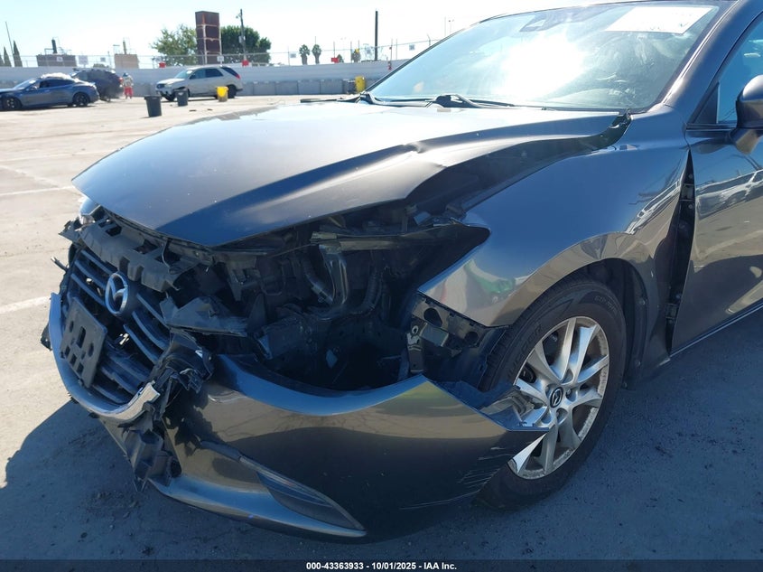 2018 MAZDA MAZDA3 SPORT - 3MZBN1K75JM171686