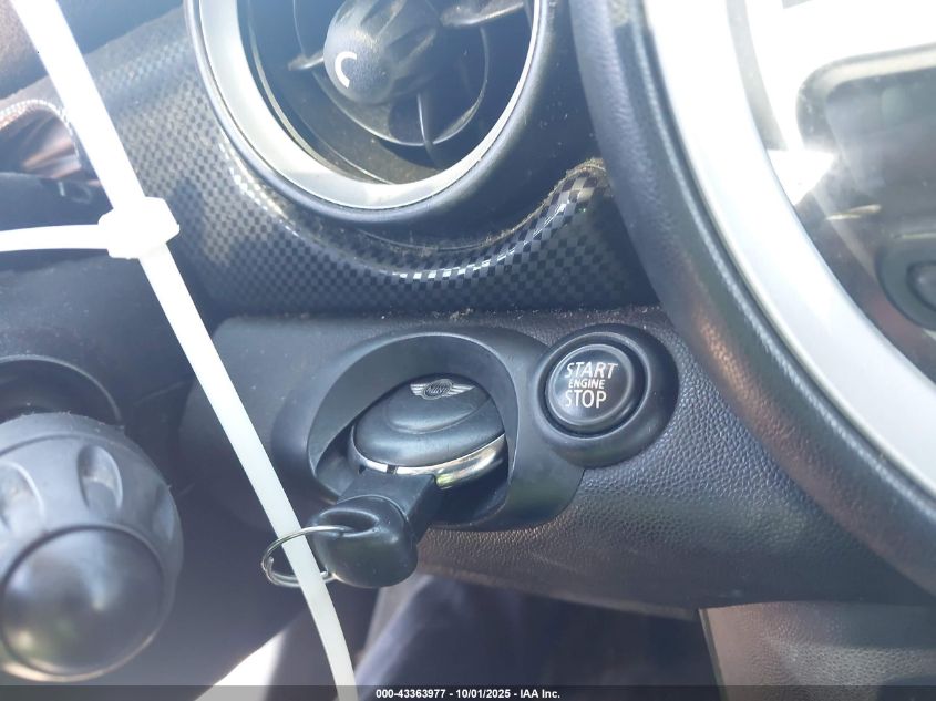 2012 Mini Cooper S VIN: WMWSV3C50CT387216 Lot: 43363977