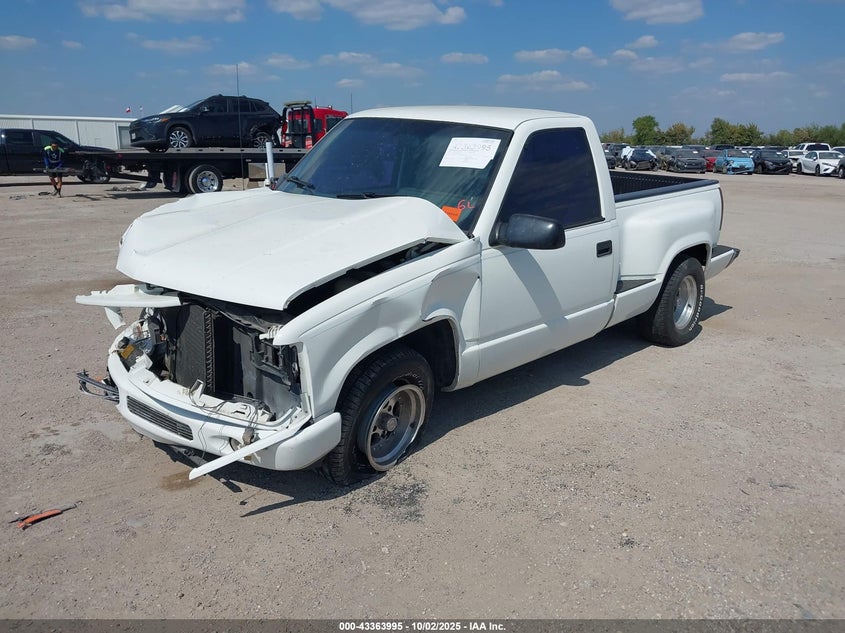 1GCDC14K5LZ235553 1990 CHEVROLET GMT-400 photo no. 2
