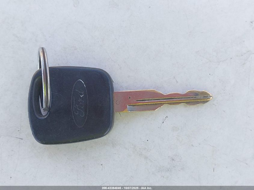 2000 Ford F-150 Lariat/Work Series/Xl/Xlt VIN: 1FTRX17W9YKA01828 Lot: 43364046