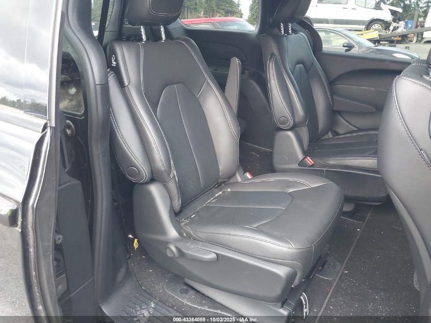 2022 Chrysler Pacifica Hybrid Touring L VIN: 2C4RC1L72NR209427 Lot: 43364059