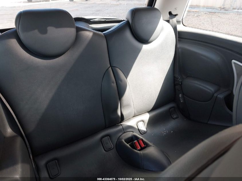 2005 Mini Cooper VIN: WMWRC335X5TK61260 Lot: 43364075